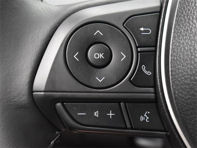 Used 2025 Toyota Corolla SE image 24