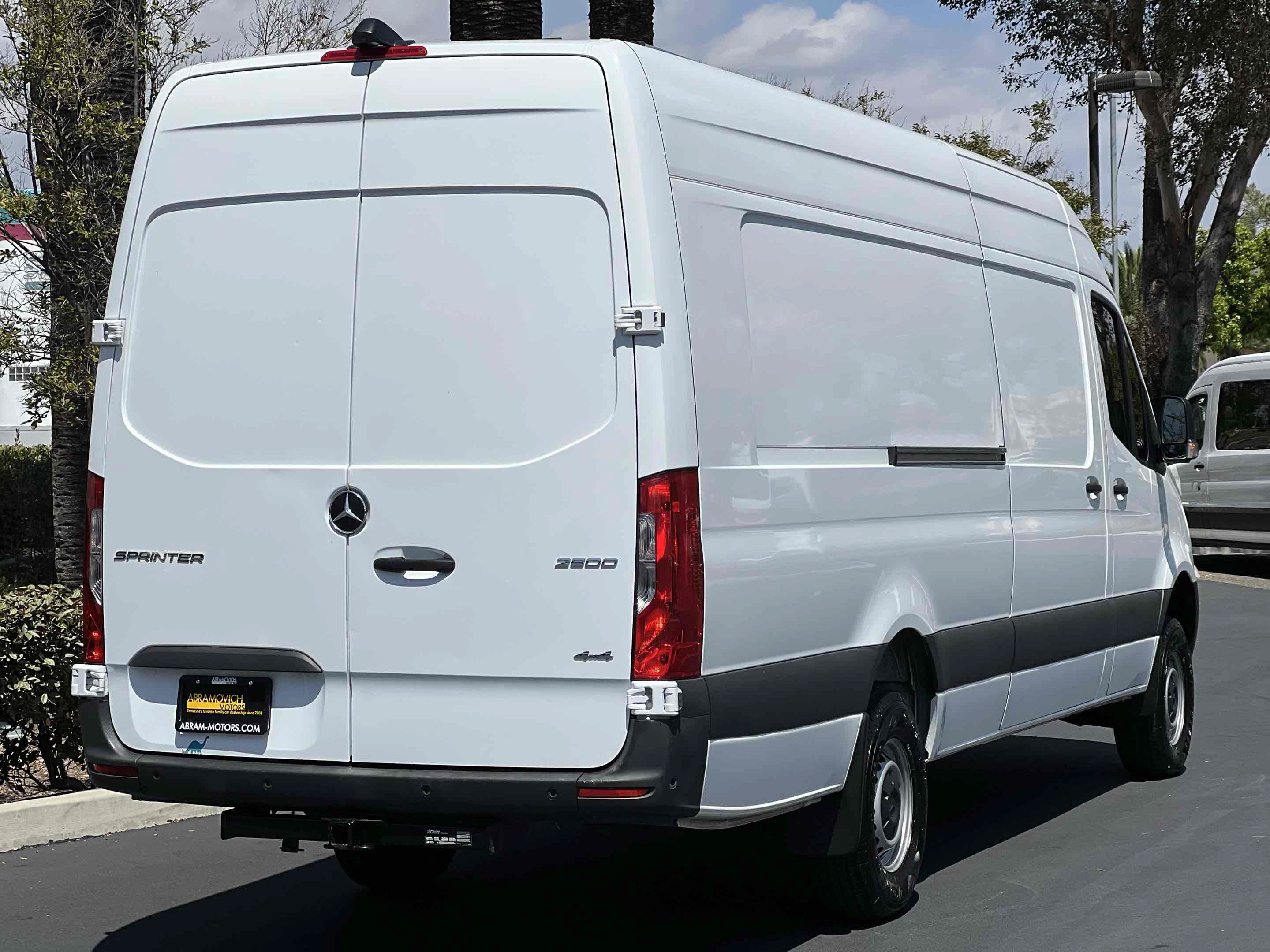 Used 2022 Mercedes-Benz Sprinter 2500 image 16