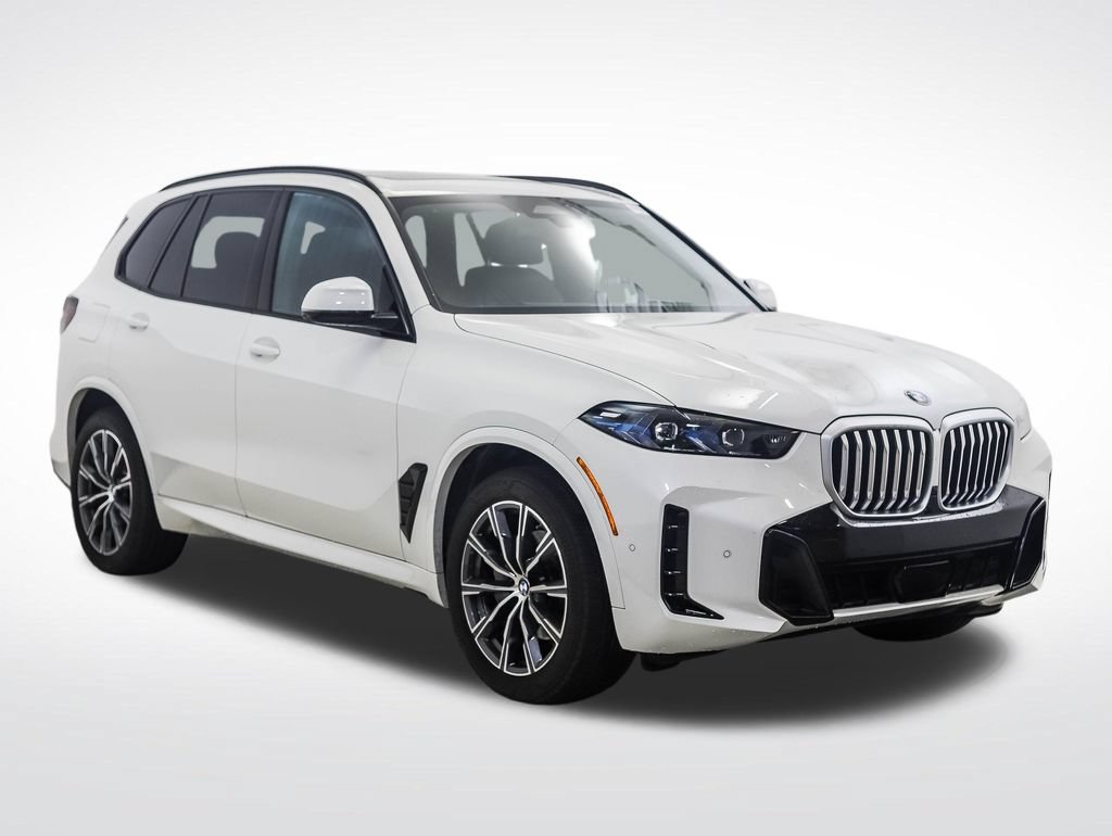Certified 2026 BMW X5 xDrive40i w/ M Sport Package AWD/4WD image 7