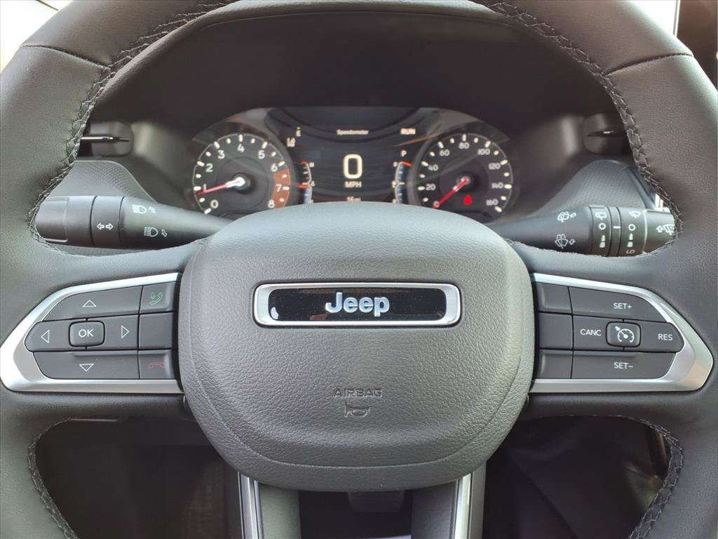 New 2026 Jeep Compass Latitude AWD/4WD image 25