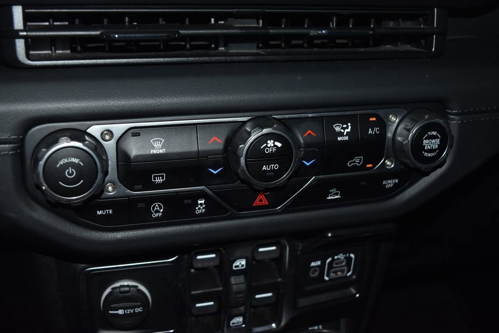 Used 2024 Jeep Wrangler Unlimited Rubicon image 12