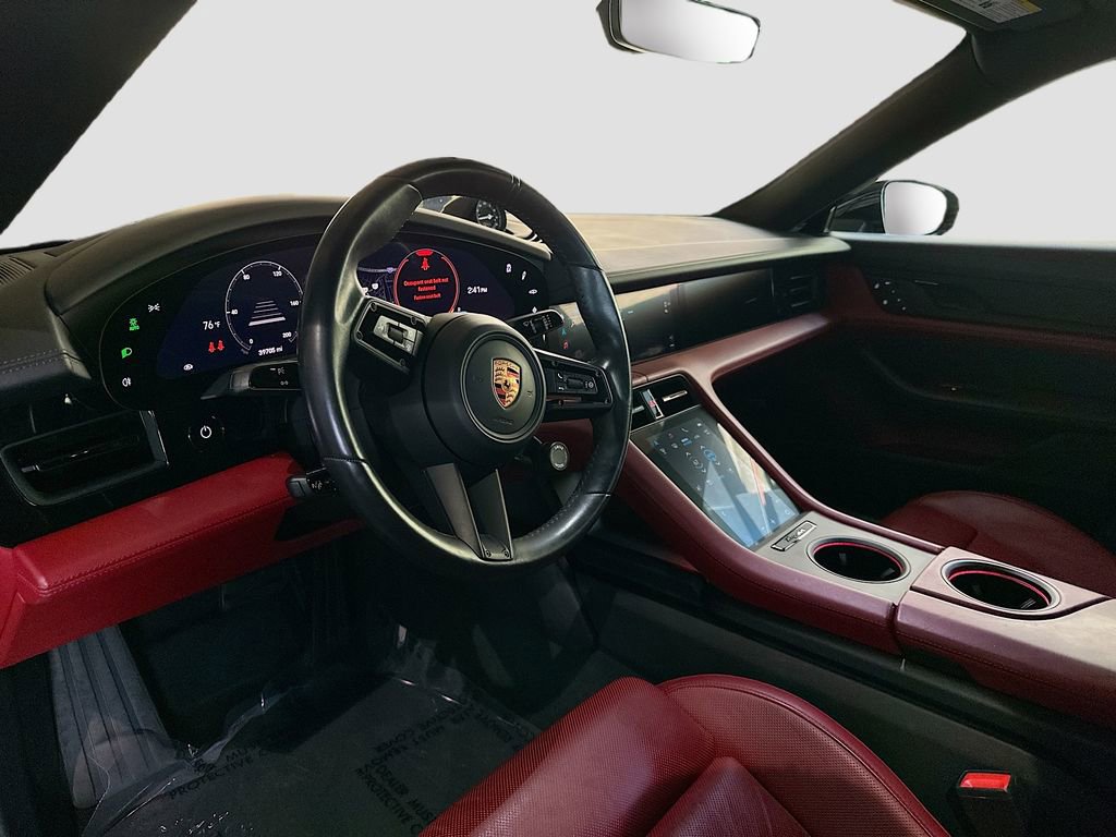 Used 2022 Porsche Taycan 4S AWD/4WD image 9