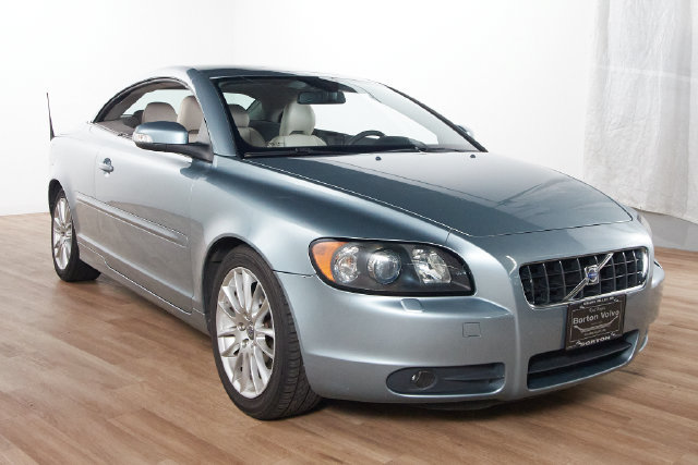 Used 2008 Volvo C70 T5 FWD image 3