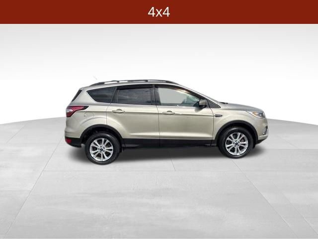 Used 2017 Ford Escape SE w/ Equipment Group 201A AWD/4WD image 8