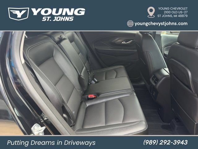 Used 2024 GMC Terrain SLT w/ LPO, Floor Liner Package AWD/4WD image 31