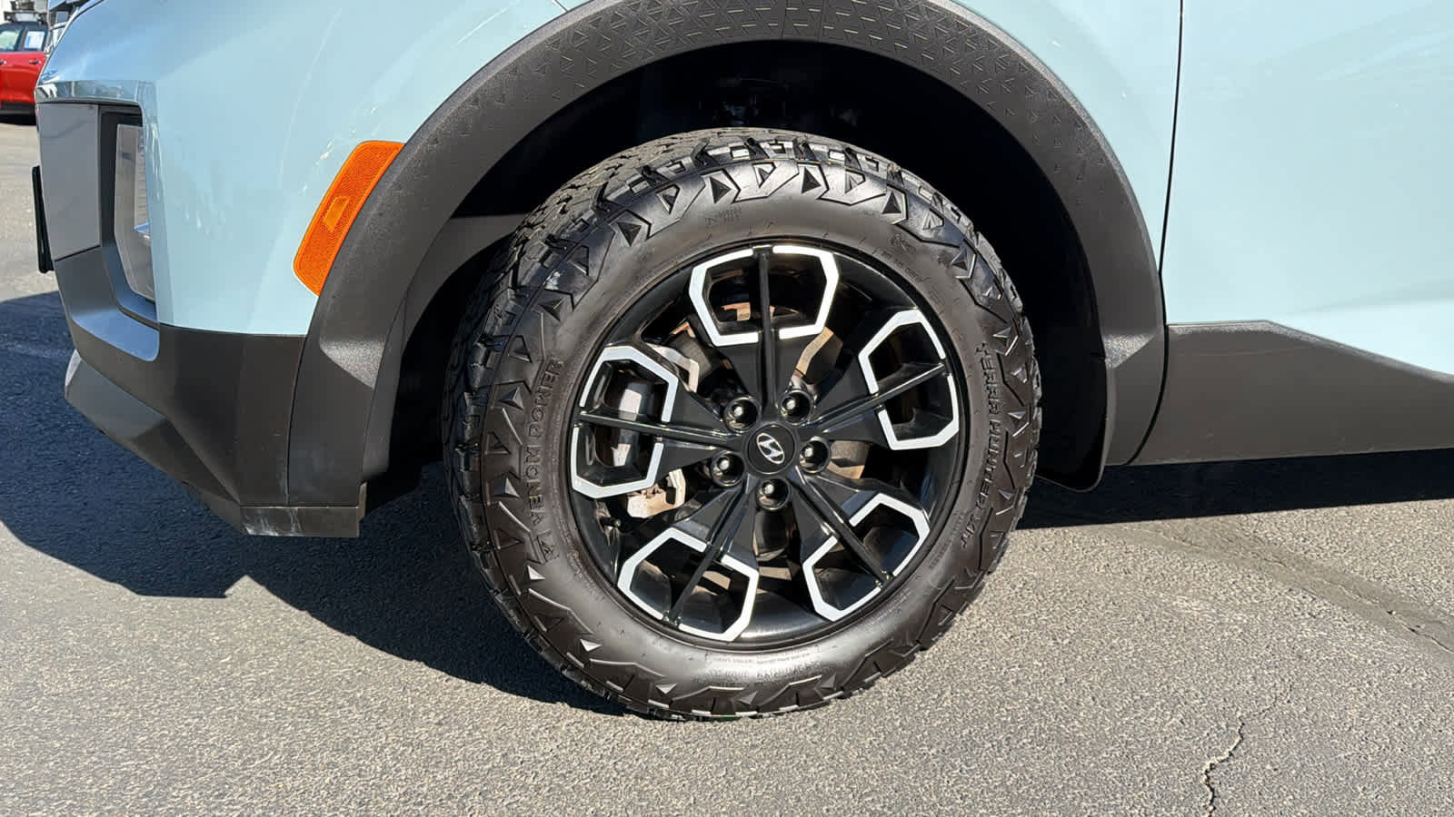 Used 2023 Hyundai Santa Cruz SE image 9