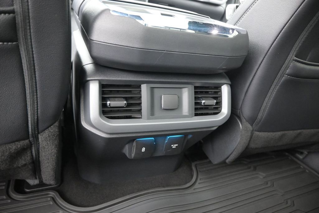 Used 2025 Ford F150 XLT w/ Equipment Group 303A High AWD/4WD image 14