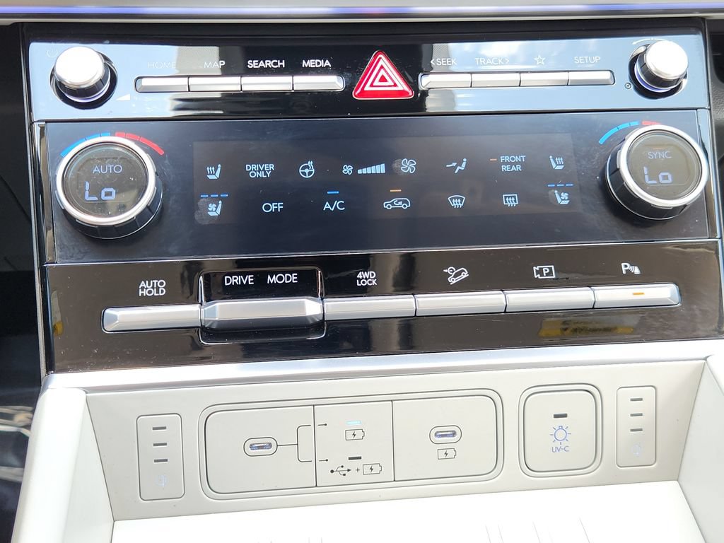 Used 2025 Hyundai Santa Fe Calligraphy AWD/4WD image 31