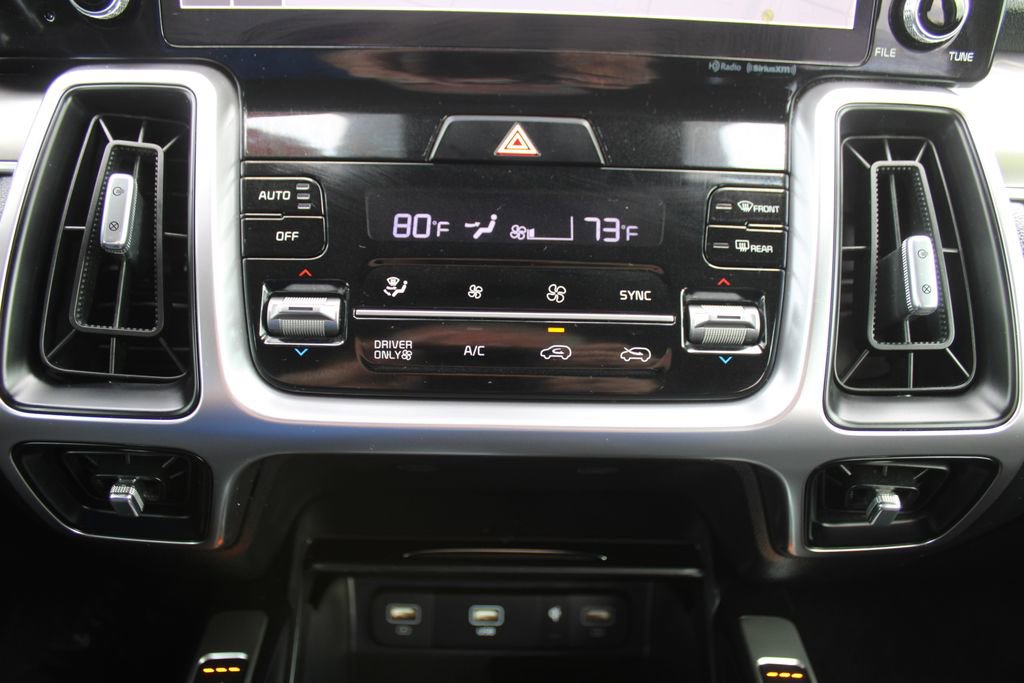 Certified 2023 Kia Sorento EX image 45