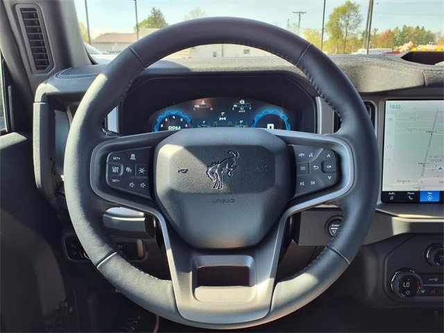 New 2025 Ford Bronco Outer Banks w/ Sasquatch Package image 17