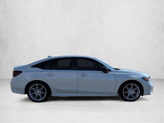 Used 2025 Honda Civic Sport image 4