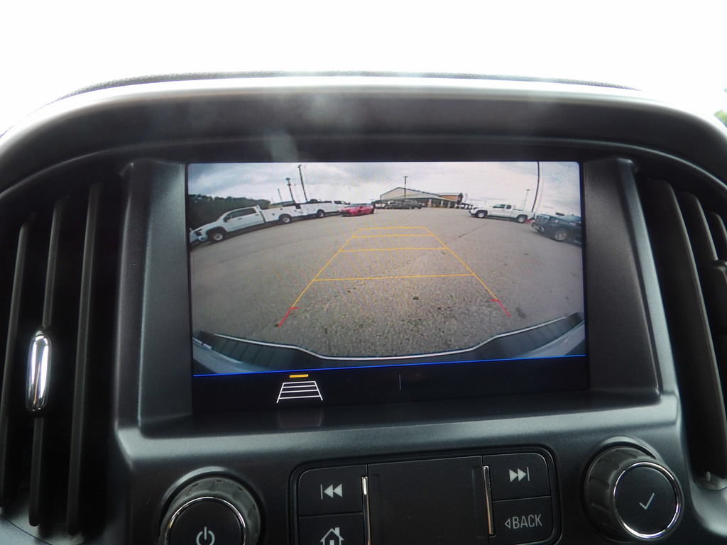 Used 2022 Chevrolet Colorado LT AWD/4WD image 23
