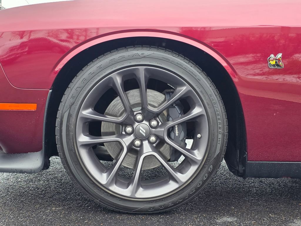 Used 2022 Dodge Challenger R/T Scat Pack w/ Shaker Package image 8