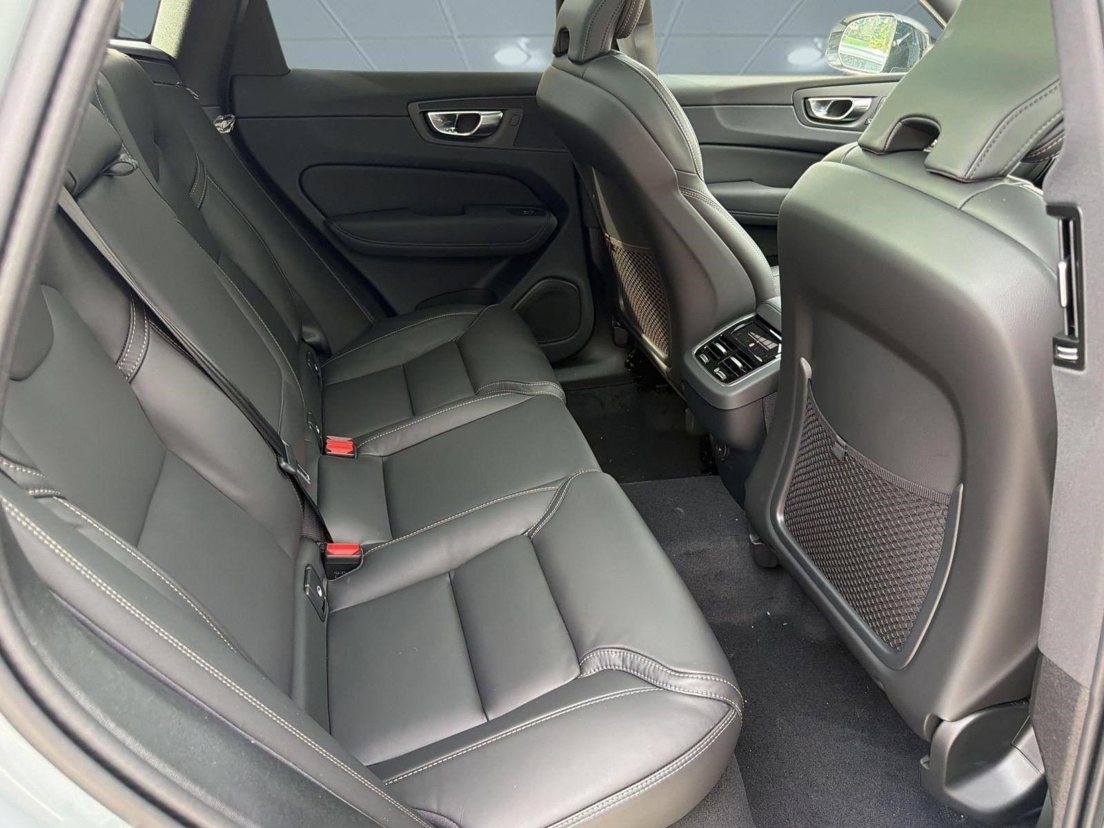 New 2026 Volvo XC60 B5 Ultra w/ Protection Package Premier AWD/4WD image 30