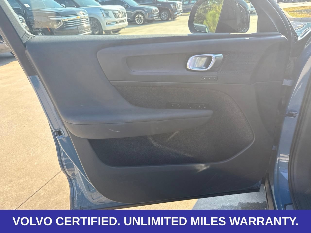 Certified 2023 Volvo C40 Recharge Core AWD/4WD image 21
