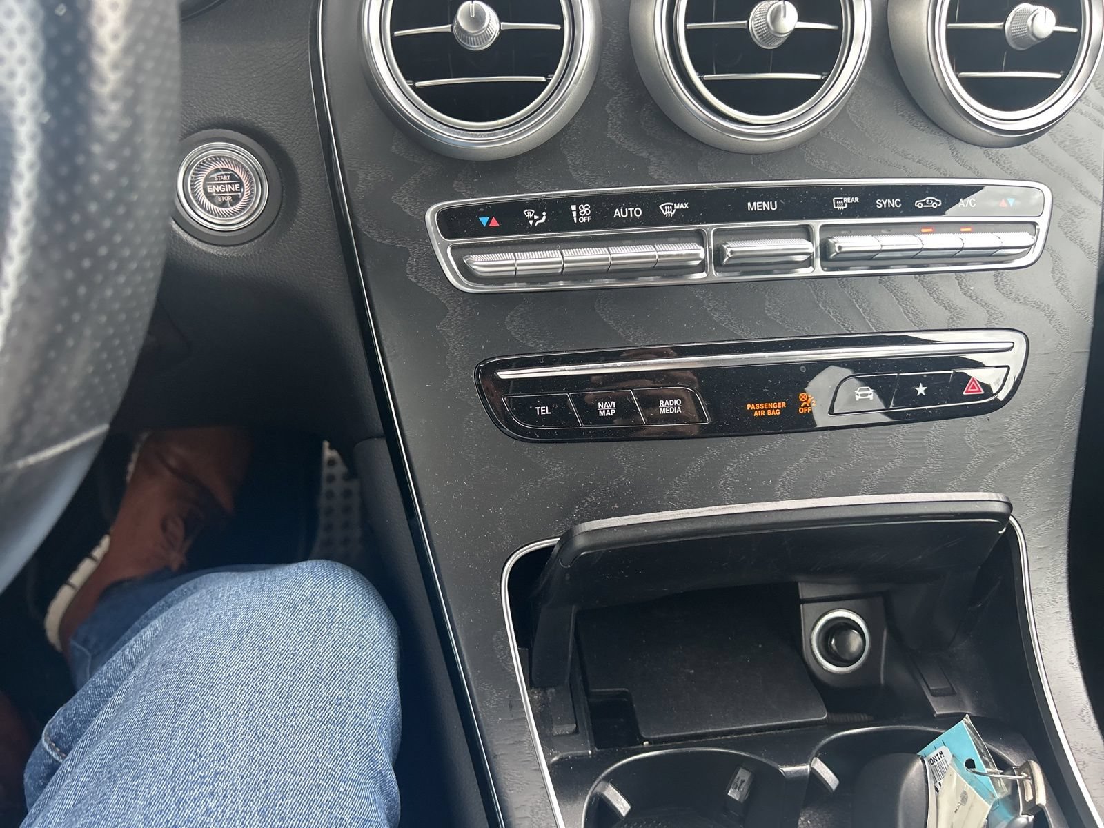 Used 2021 Mercedes-Benz GLC 300 image 31