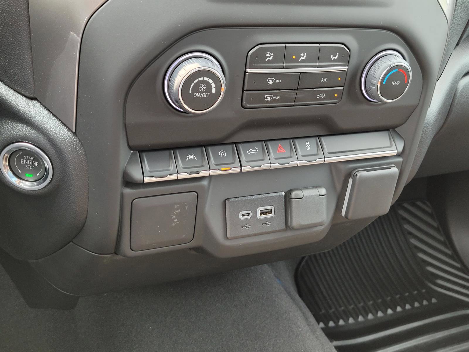 New 2026 Chevrolet Silverado 1500 Custom AWD/4WD image 18