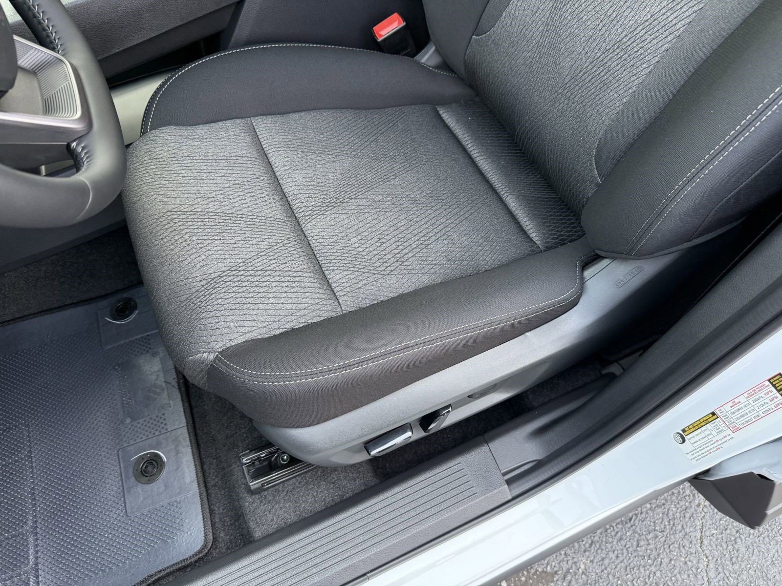 Certified 2026 Nissan Rogue SV image 12