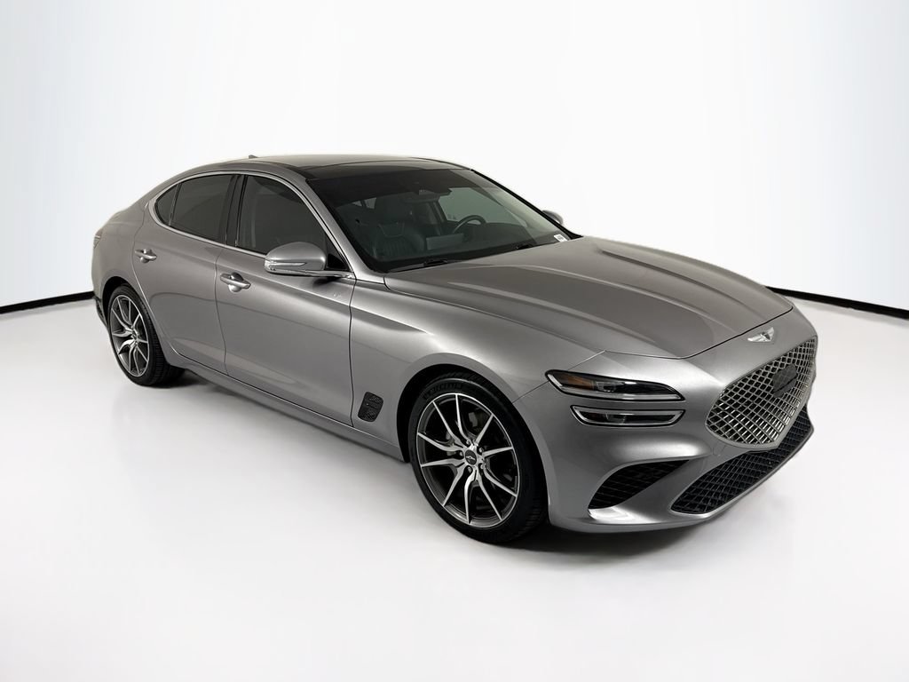 Used 2022 Genesis G70 2.0T w/ Prestige Package RWD image 3