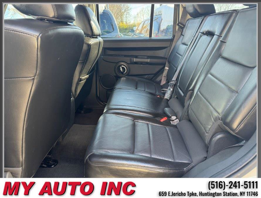 Used 2010 Jeep Commander Sport w/ Sun/Sound Group image 35