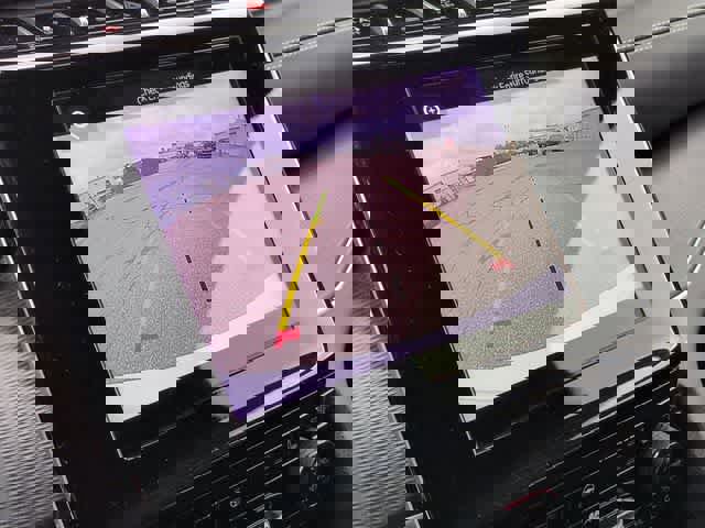 Used 2025 Jeep Grand Cherokee Altitude image 30