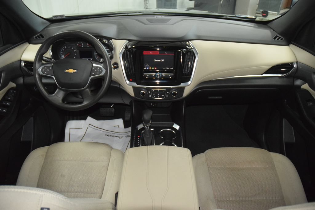 Used 2023 Chevrolet Traverse LS w/ Safety Package FWD image 28