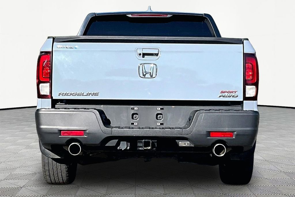 Used 2023 Honda Ridgeline Sport image 7
