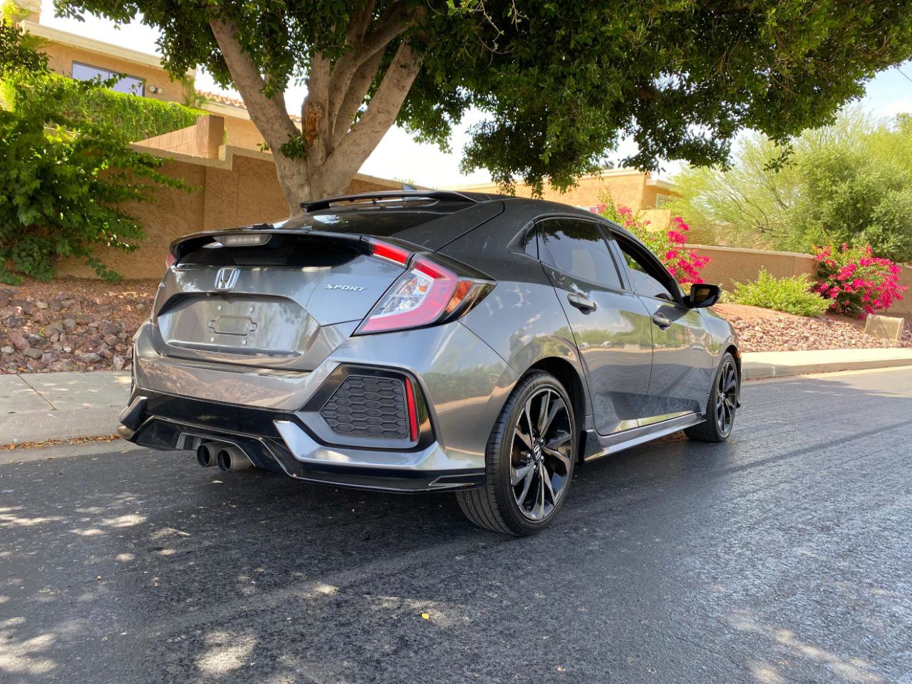 Used 2017 Honda Civic Sport image 6