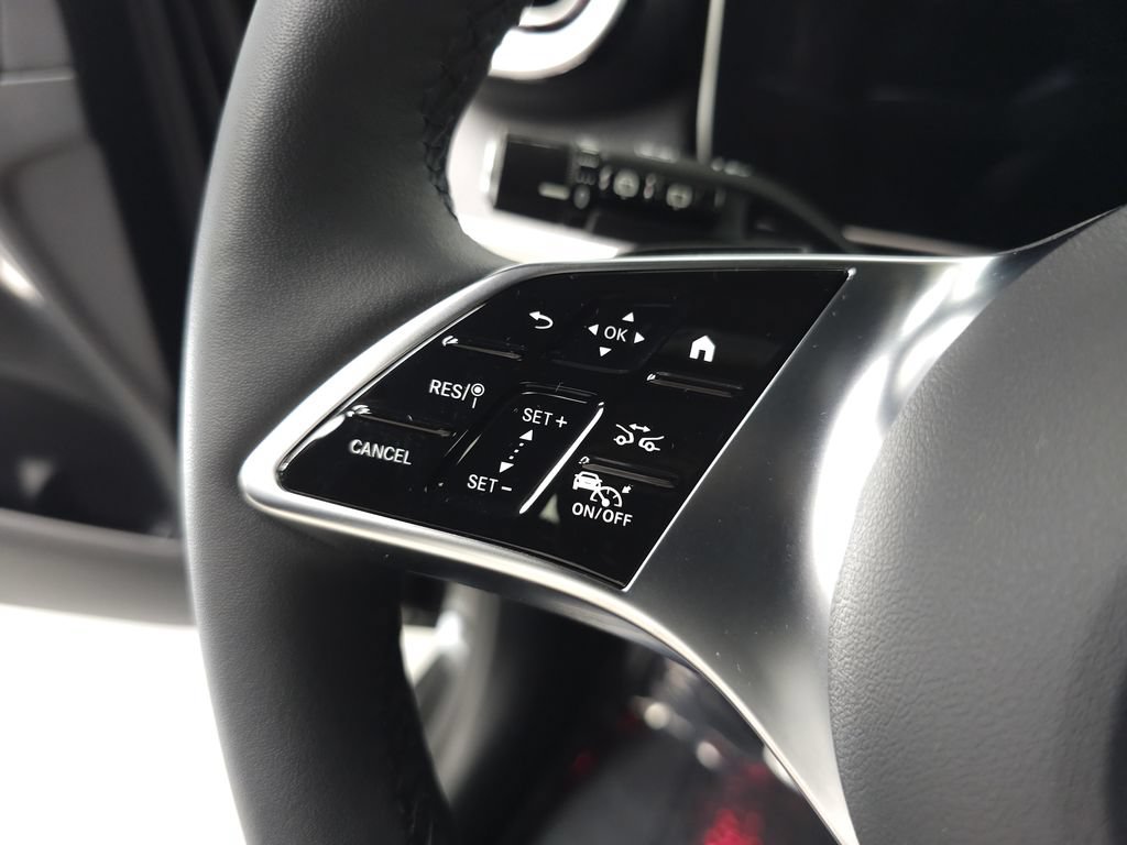 Certified 2026 Mercedes-Benz GLC 300 4MATIC image 11