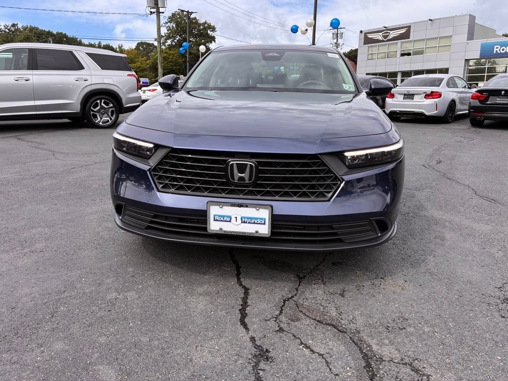 Used 2024 Honda Accord EX image 2