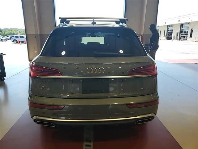 Used 2024 Audi Q5 2.0T Premium Plus AWD/4WD image 19