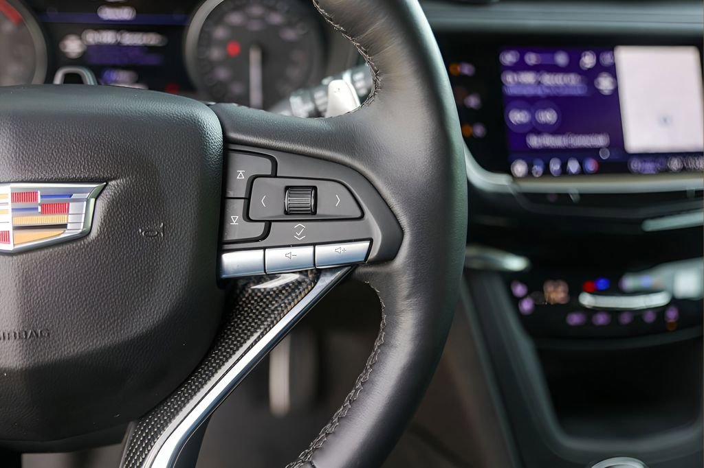Certified 2023 Cadillac XT6 Sport w/ Technology Package image 13