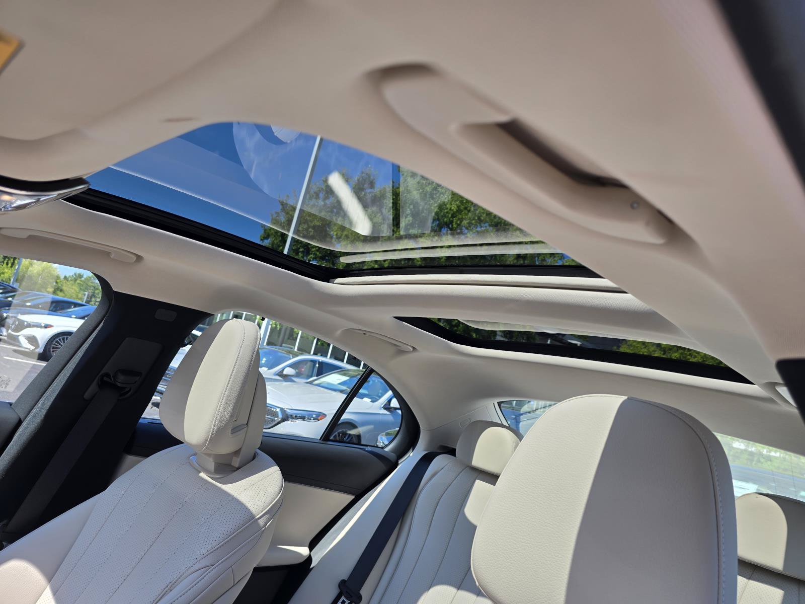 New 2027 Mercedes-Benz E 450 4MATIC Sedan image 22