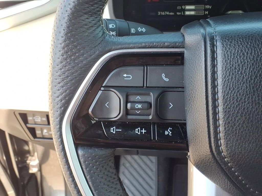 Used 2023 Toyota Sequoia Capstone image 22