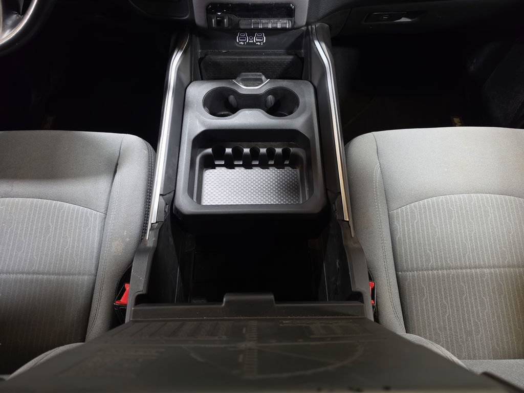 Used 2024 RAM 2500 Big Horn w/ Off Road Package AWD/4WD image 15