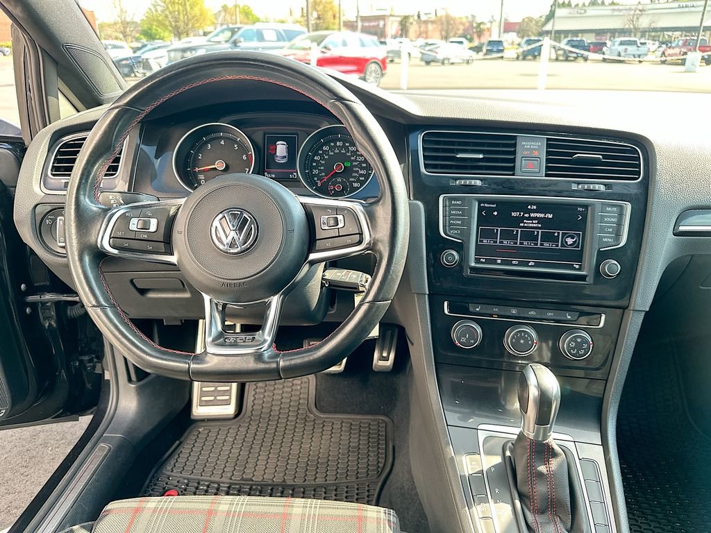 Used 2017 Volkswagen GTI S image 19
