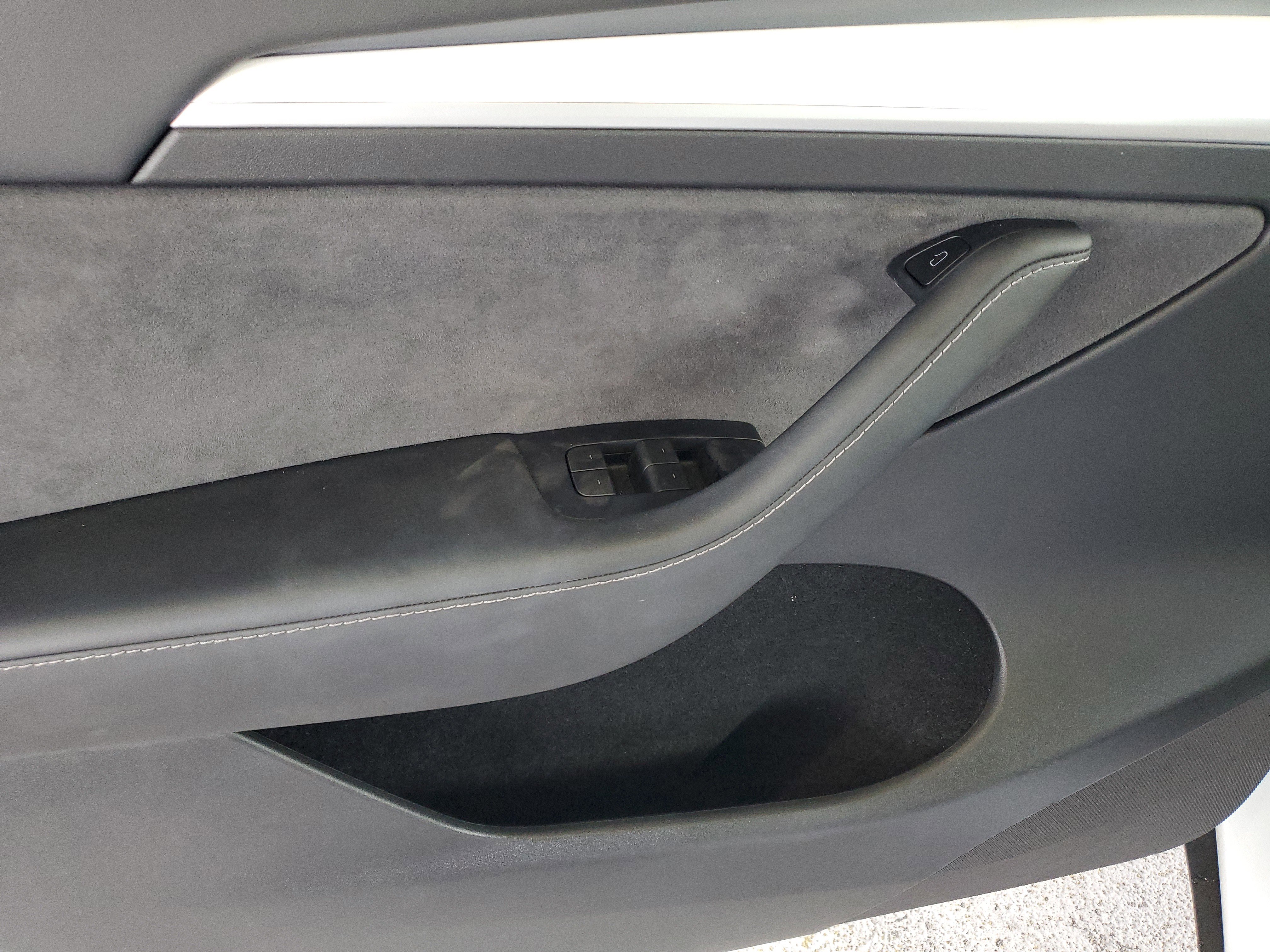 Used 2023 Tesla Model Y Long Range AWD/4WD image 15