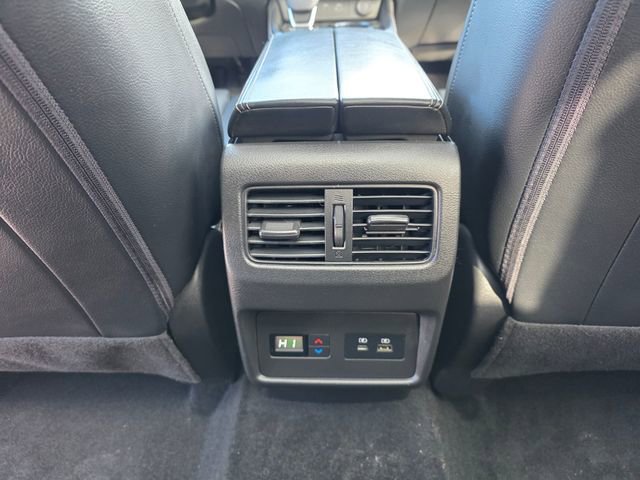 Used 2023 Nissan Rogue SL w/ SL Premium Package AWD/4WD image 17