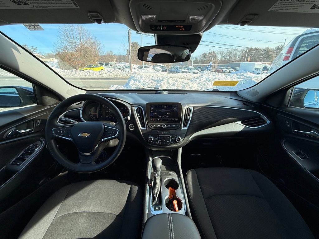 Used 2023 Chevrolet Malibu LT image 17