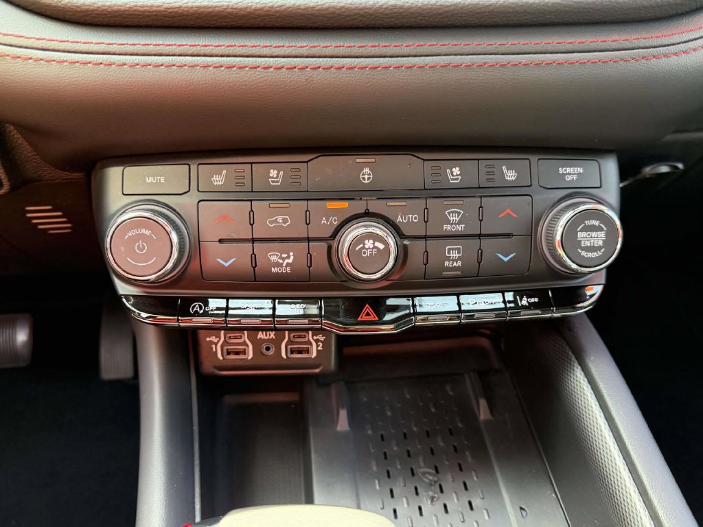 Used 2026 Dodge Durango GT AWD/4WD image 30
