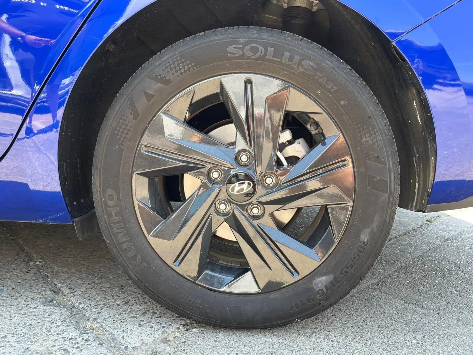 Used 2023 Hyundai Elantra SEL image 38