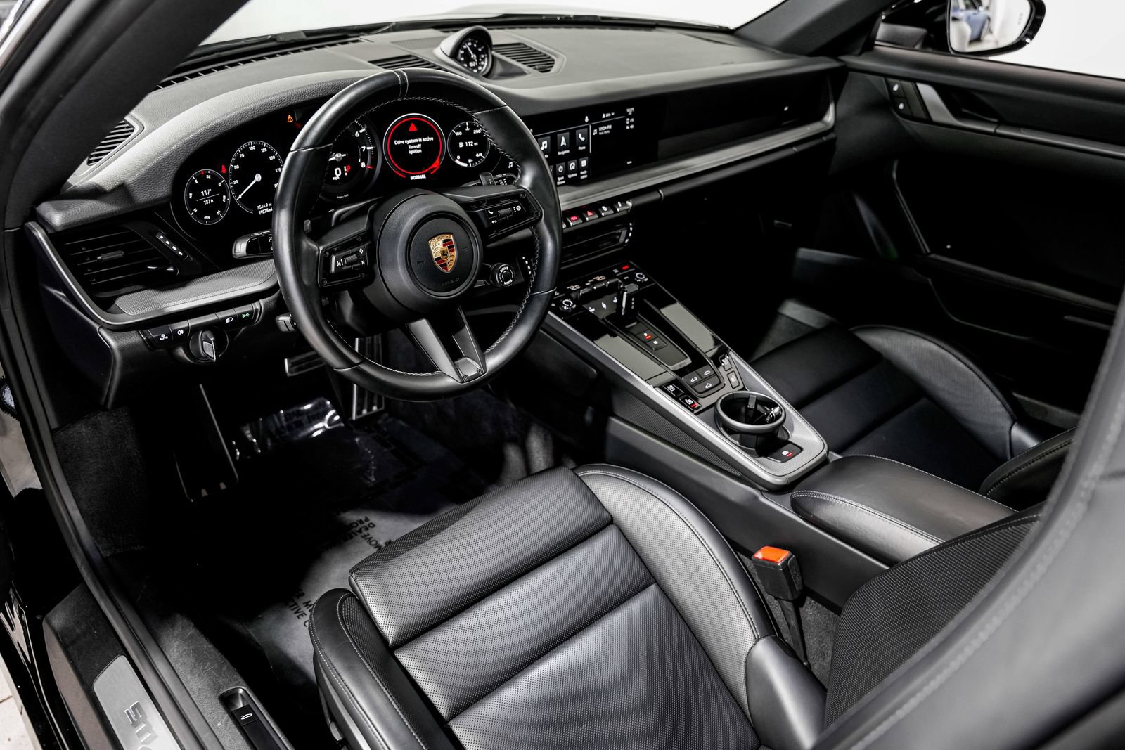 Used 2022 Porsche 911 Carrera 4S AWD/4WD image 9