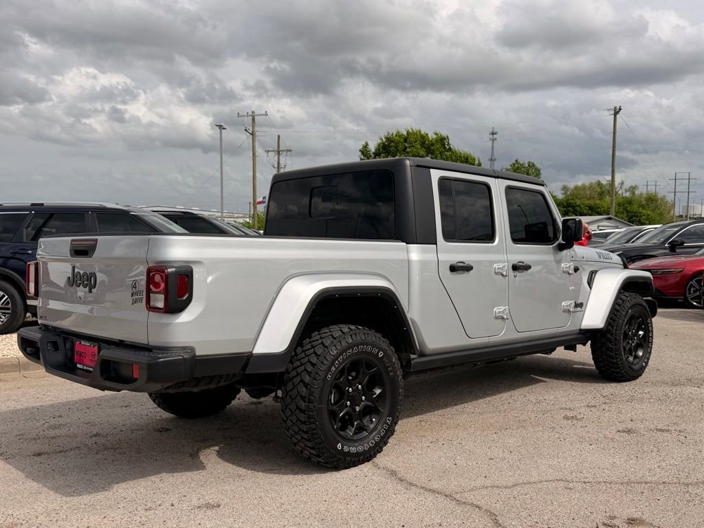 Used 2023 Jeep Gladiator Willys image 7