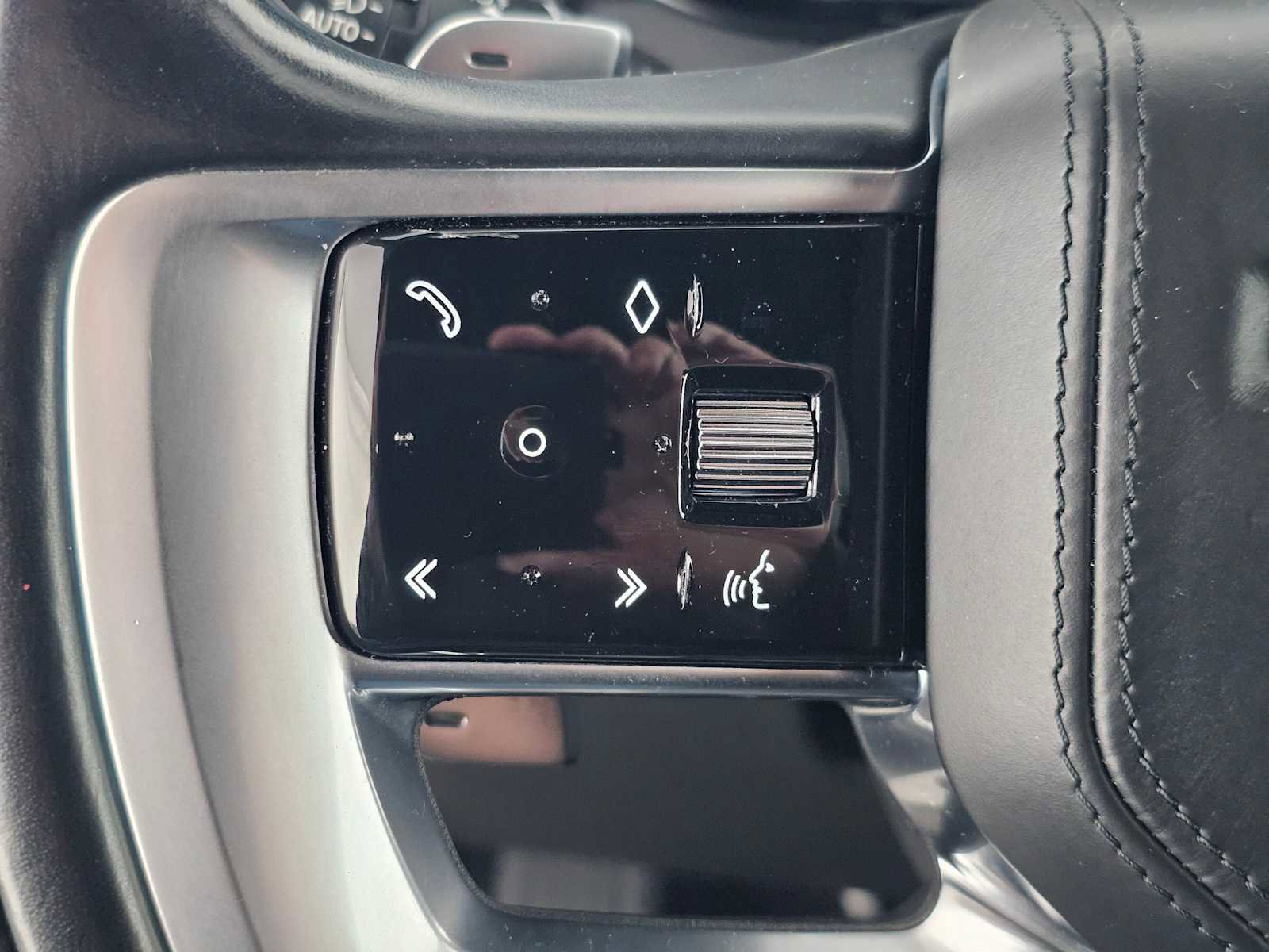 Used 2023 Land Rover Range Rover SE AWD/4WD image 27