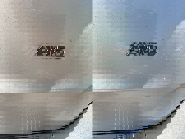 Used 2024 Nissan Rogue S image 8