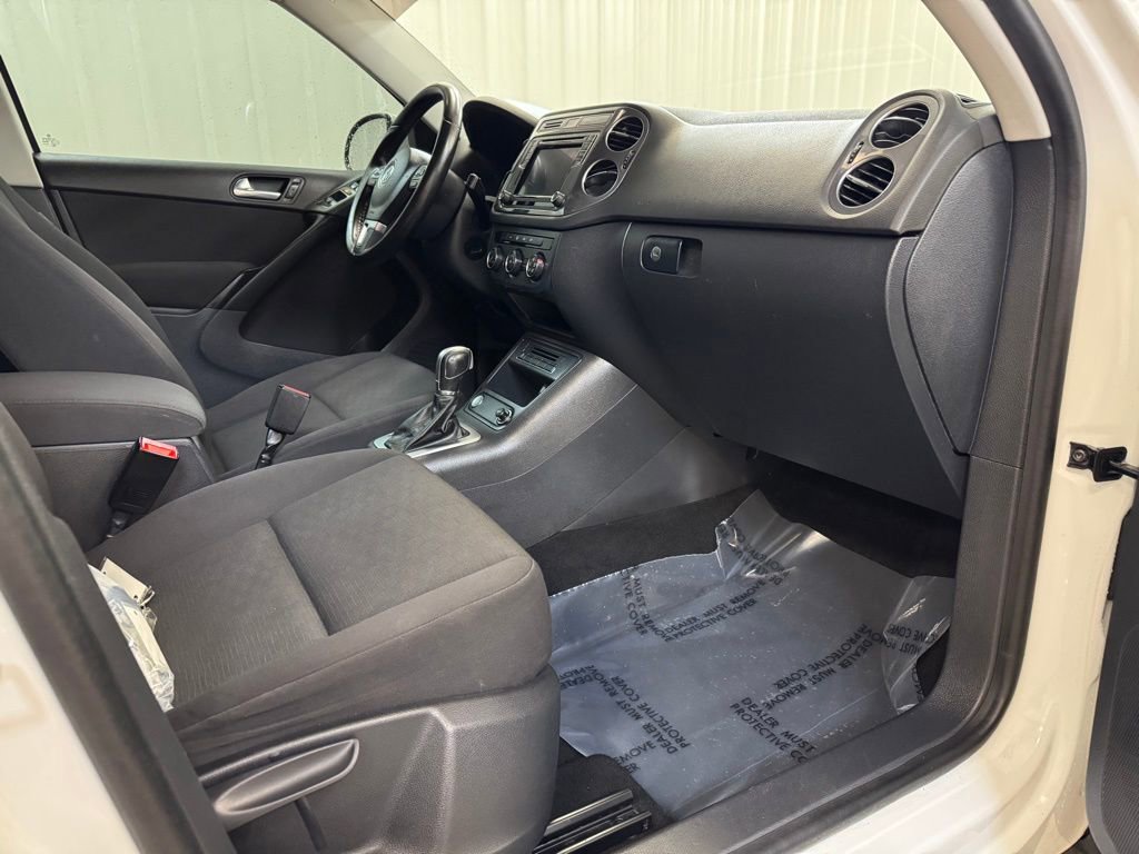 Used 2018 Volkswagen Tiguan Limited AWD/4WD image 27
