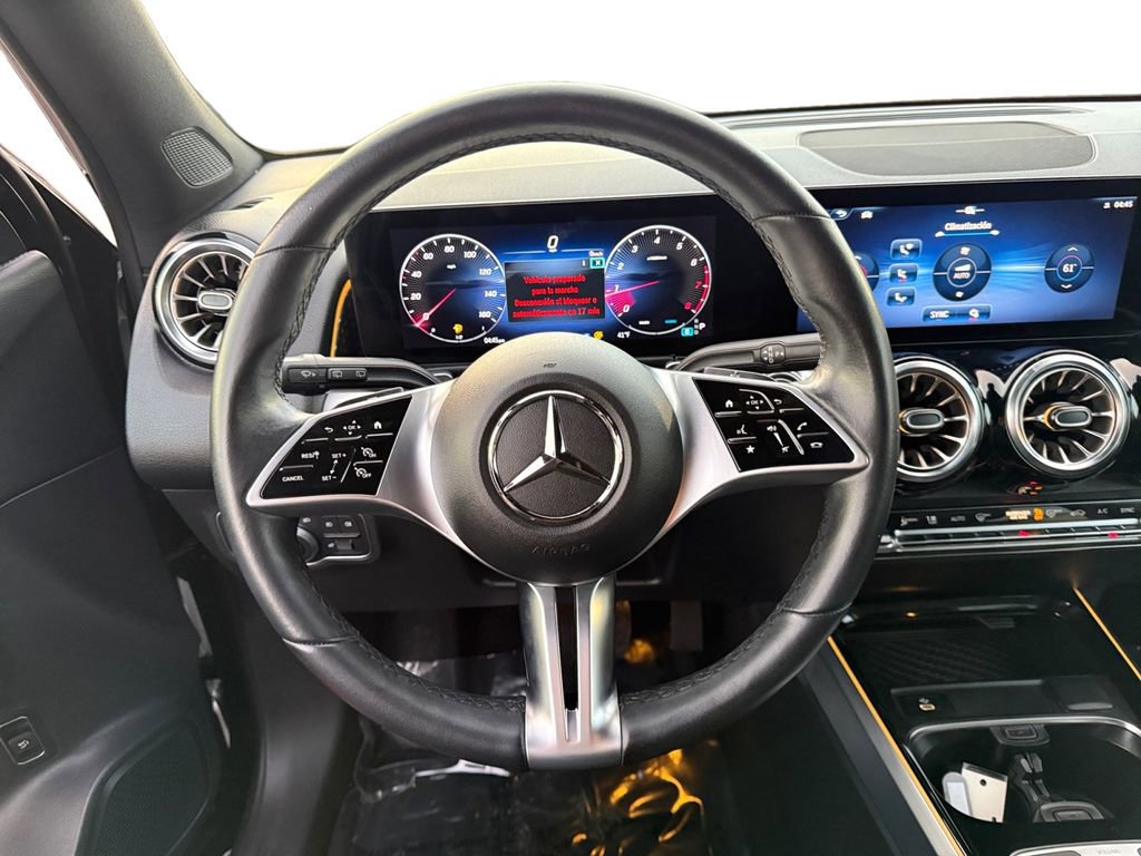 Used 2024 Mercedes-Benz GLB 250 image 12