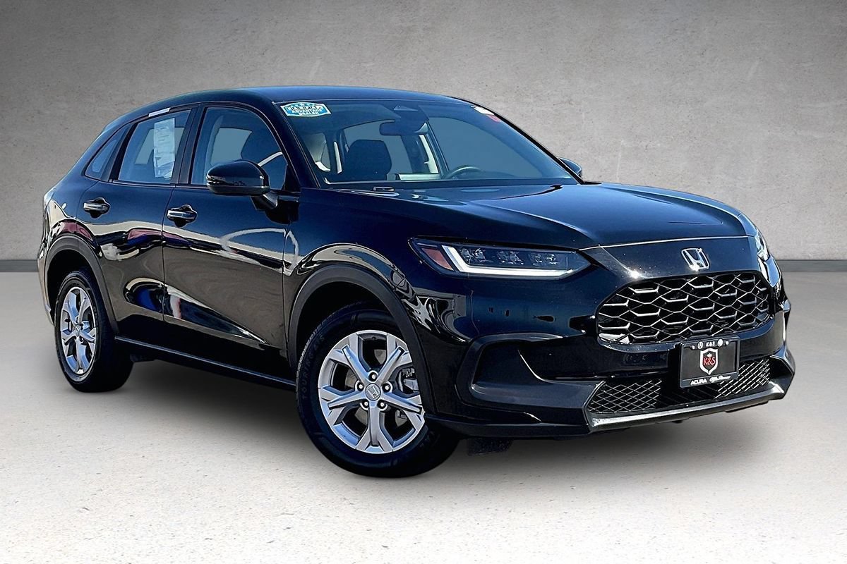 Used 2025 Honda HR-V LX image 2
