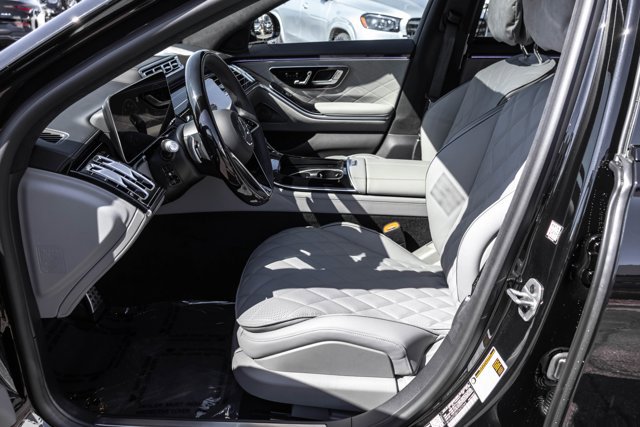 New 2026 Mercedes-Benz S 580 4MATIC Sedan image 12