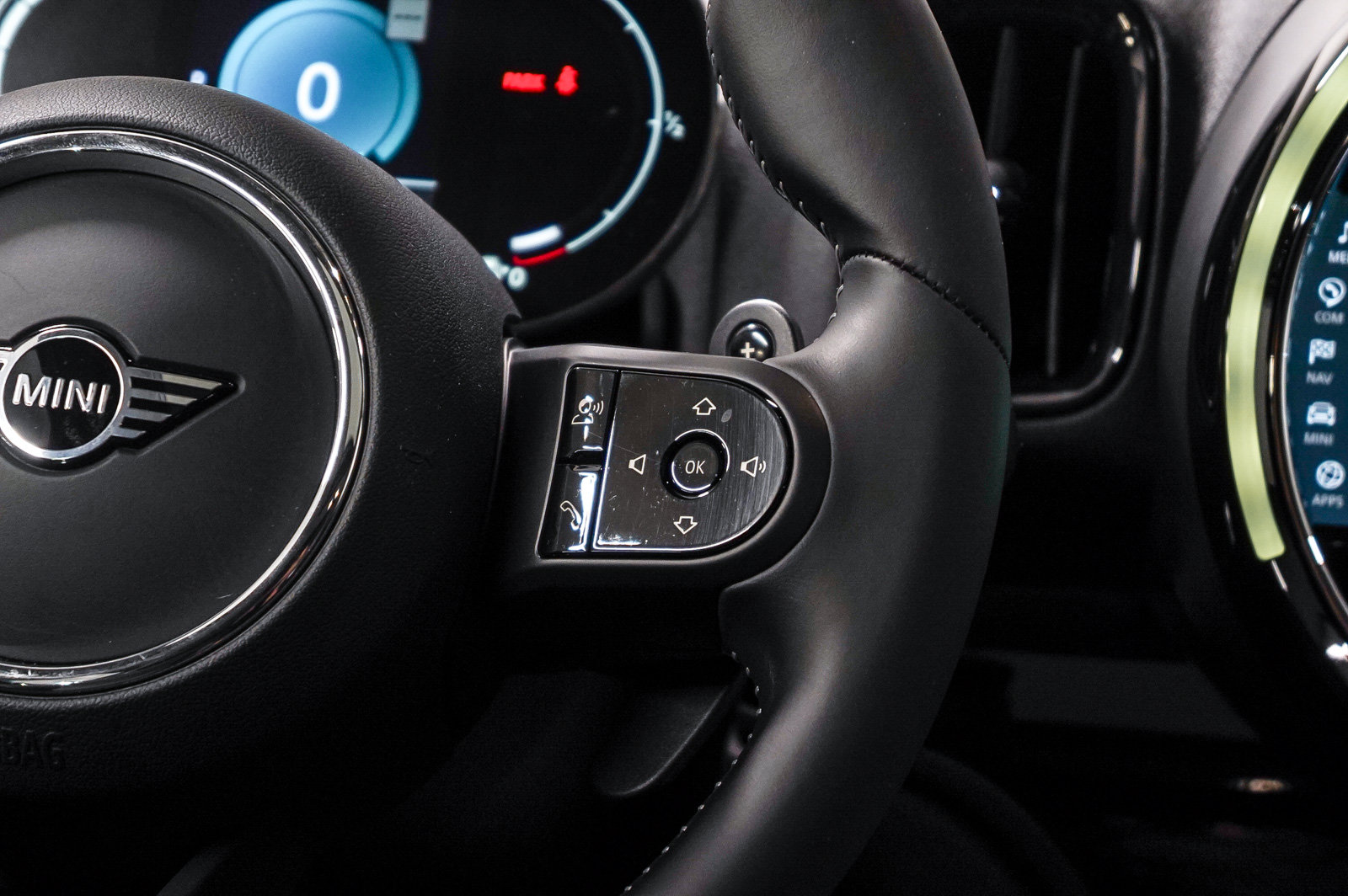 Certified 2024 MINI Cooper Countryman S FWD image 17